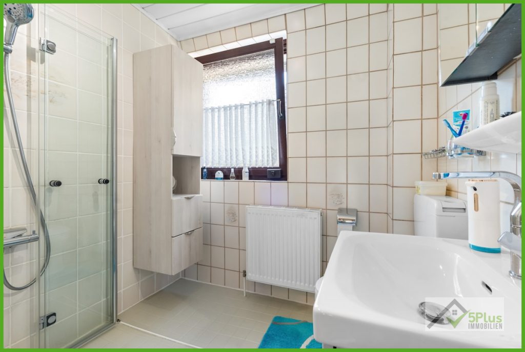 Immobilienangebot - Düren / Birgel - Alle - + 5PLUS + WOHNEN IM GRÜNEN : GEPFLEGTES HAUS MIT WEITLÄUFIGEM GRUNDSTÜCK IN DÜREN- BIRGEL+++