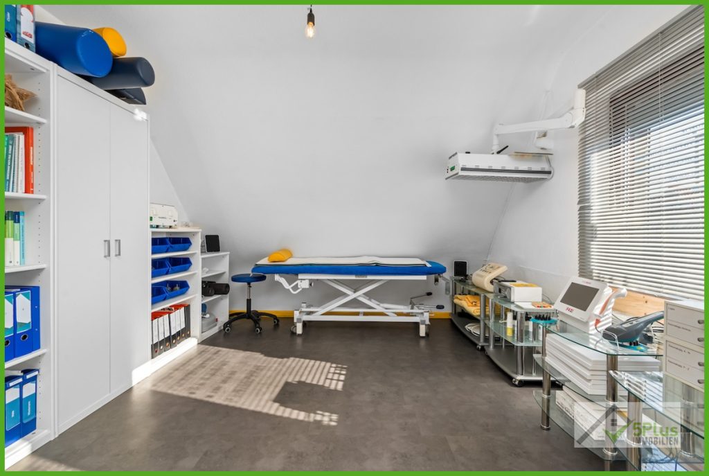 Immobilienangebot - Düren / Birgel - Alle - + 5PLUS + WOHNEN IM GRÜNEN : GEPFLEGTES HAUS MIT WEITLÄUFIGEM GRUNDSTÜCK IN DÜREN- BIRGEL+++