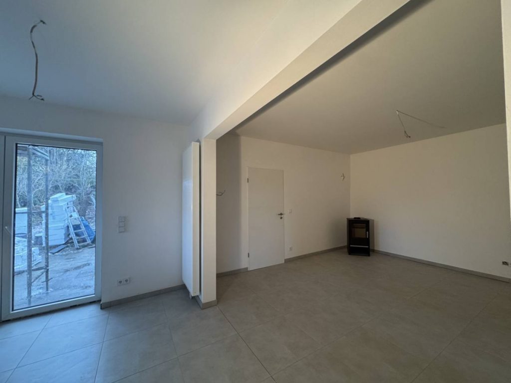 Immobilienangebot - Herzogenrath / Straß - Alle - *** WEDOW *** Moderne und helle Wohnung nach Sanierung!