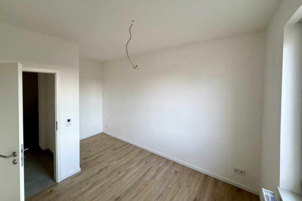 Immobilienangebot - Herzogenrath / Straß - Alle - *** WEDOW *** Moderne und helle Wohnung nach Sanierung!