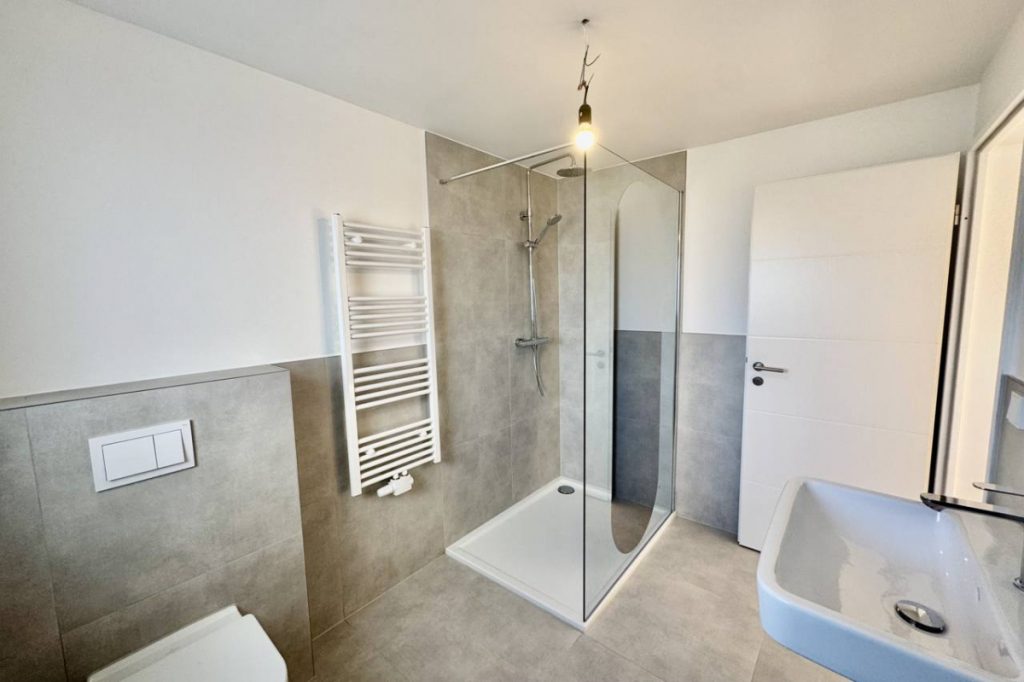 Immobilienangebot - Herzogenrath / Straß - Alle - *** WEDOW *** Ihr neues Zuhause: Traumhafte 3-Zimmer-Wohnung in Straß