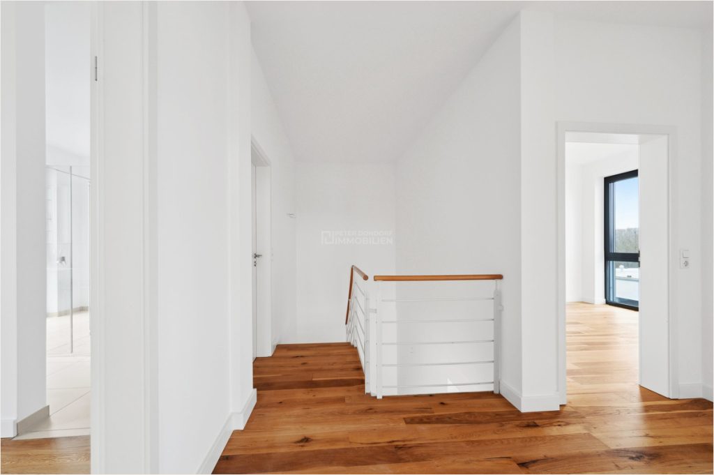 Immobilienangebot - Aachen - Alle - Wohnen auf historischem Bunkerdach in Aachener Bestlage!