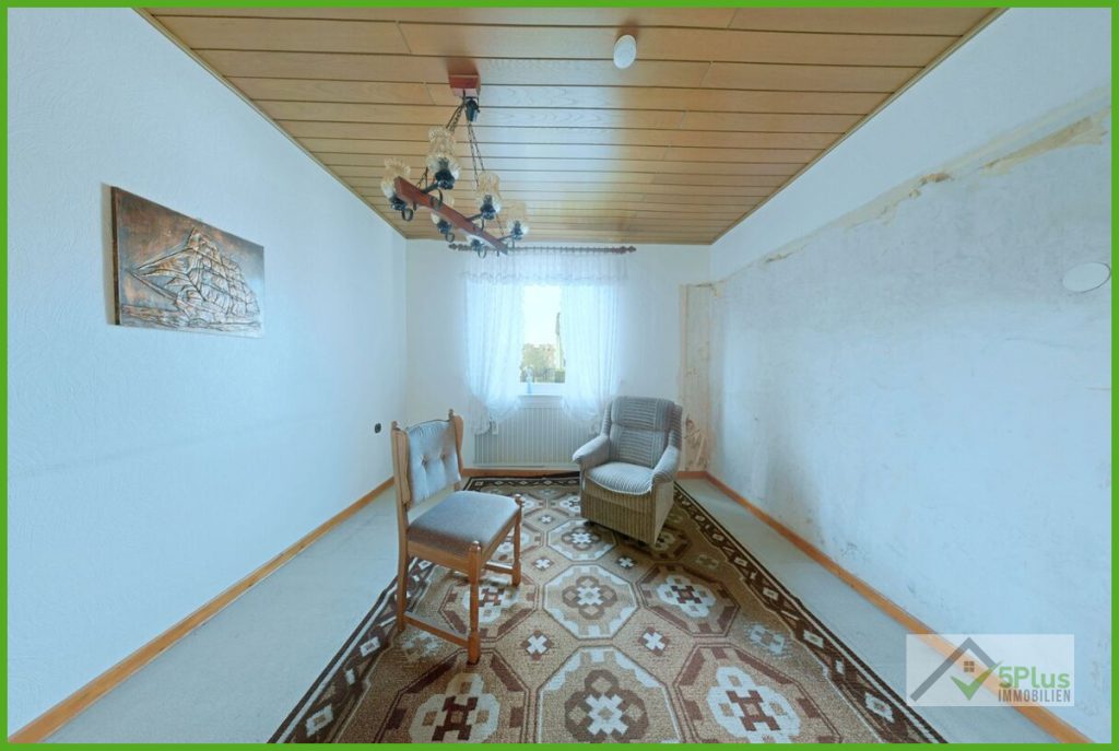 Immobilienangebot - Aldenhoven - Alle - + 5PLUS + FÜR ANPACKER UND KREATIVE: SANIERUNGSOBJEKT MIT CHARAKTER UND VIEL PLATZ IN ALDENHOVEN +