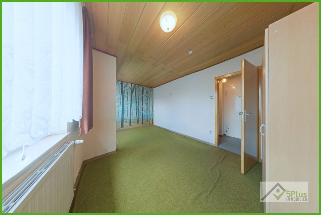 Immobilienangebot - Aldenhoven - Alle - + 5PLUS + FÜR ANPACKER UND KREATIVE: SANIERUNGSOBJEKT MIT CHARAKTER UND VIEL PLATZ IN ALDENHOVEN +