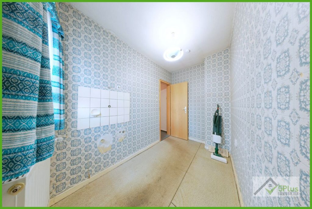 Immobilienangebot - Aldenhoven - Alle - + 5PLUS + FÜR ANPACKER UND KREATIVE: SANIERUNGSOBJEKT MIT CHARAKTER UND VIEL PLATZ IN ALDENHOVEN +