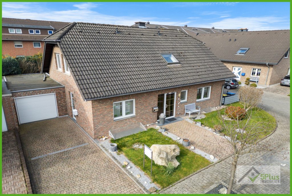 Immobilienangebot - Inden - Alle - + 5PLUS + IHR WOHNGLÜCK IN INDEN/ALTDORF + EINFAMILIENHAUS MIT EINLIEGERWOHNUNG, GARTEN UND GARAGE +