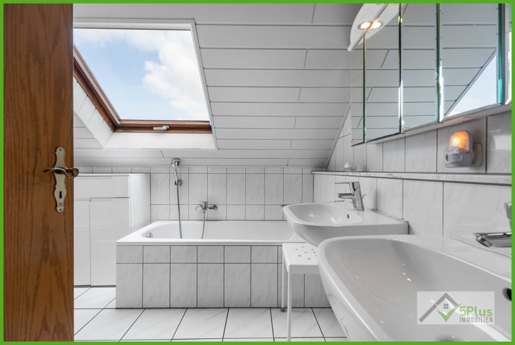 Immobilienangebot - Inden - Alle - + 5PLUS + IHR WOHNGLÜCK IN INDEN/ALTDORF + EINFAMILIENHAUS MIT EINLIEGERWOHNUNG, GARTEN UND GARAGE +