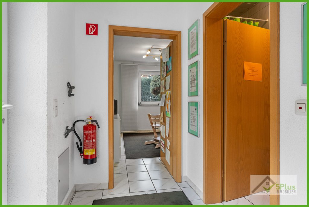 Immobilienangebot - Inden - Alle - + 5PLUS + IHR WOHNGLÜCK IN INDEN/ALTDORF + EINFAMILIENHAUS MIT EINLIEGERWOHNUNG, GARTEN UND GARAGE +