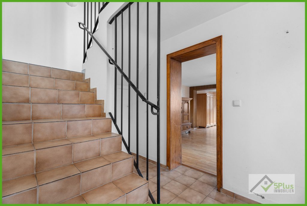 Immobilienangebot - Kreuzau / Stockheim - Alle - + 5PLUS + HANDWERKER AUFGEPASST + SANIERUNGSOBJEKT MIT POTENTIAL IN KREUZAU/STOCKHEIM +