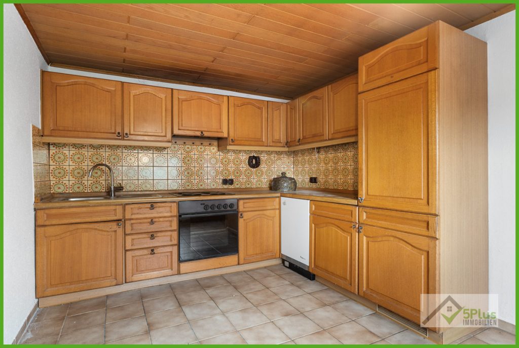 Immobilienangebot - Kreuzau / Stockheim - Alle - + 5PLUS + HANDWERKER AUFGEPASST + SANIERUNGSOBJEKT MIT POTENTIAL IN KREUZAU/STOCKHEIM +