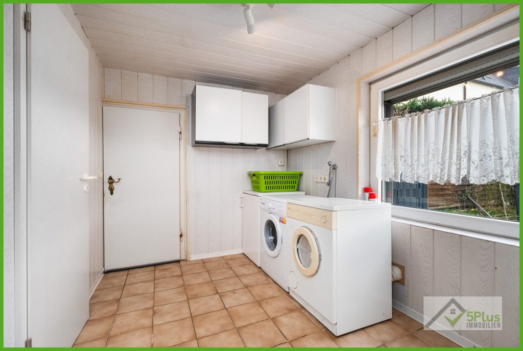 Immobilienangebot - Kreuzau / Stockheim - Alle - + 5PLUS + SANIERUNGSOBJEKT MIT POTENTIAL IN KREUZAU / STOCKHEIM +