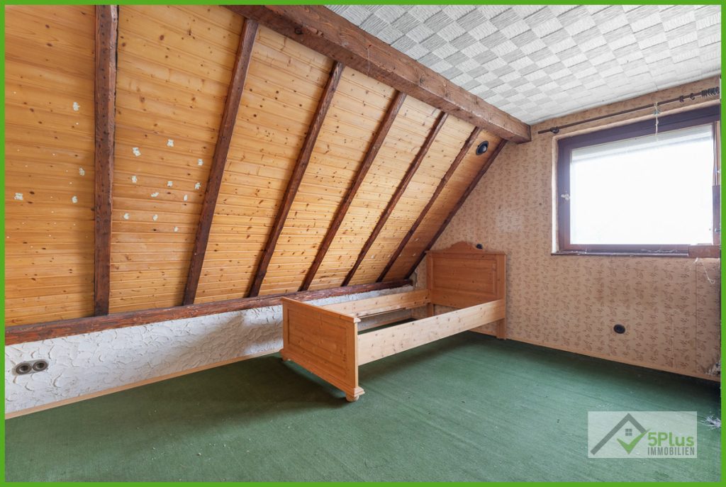 Immobilienangebot - Kreuzau / Stockheim - Alle - + 5PLUS + SANIERUNGSOBJEKT MIT POTENTIAL IN KREUZAU / STOCKHEIM +