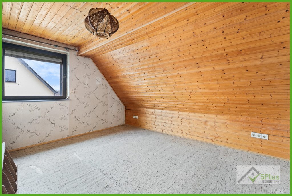 Immobilienangebot - Kreuzau / Stockheim - Alle - + 5PLUS + SANIERUNGSOBJEKT MIT POTENTIAL IN KREUZAU / STOCKHEIM +
