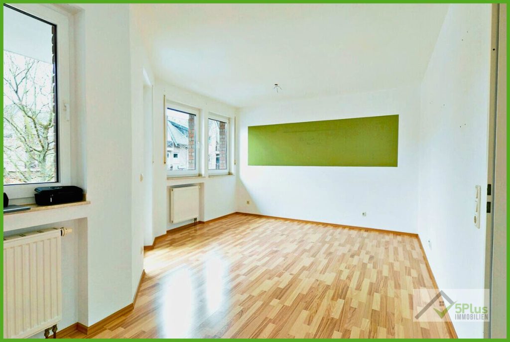 Immobilienangebot - Inden - Alle - + 5PLUS + LEBEN IM ZENTRUM: GEPFLEGTE 3-ZIMMER-WOHNUNG MIT BALKON IN INDEN / ALTDORF +