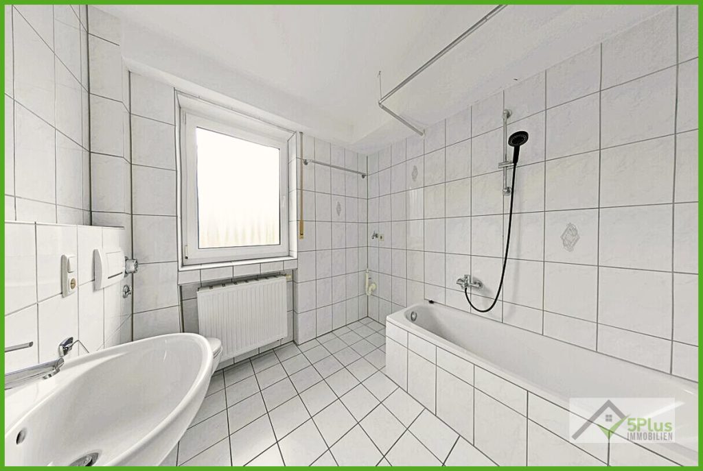 Immobilienangebot - Inden - Alle - + 5PLUS + LEBEN IM ZENTRUM: GEPFLEGTE 3-ZIMMER-WOHNUNG MIT BALKON IN INDEN / ALTDORF +
