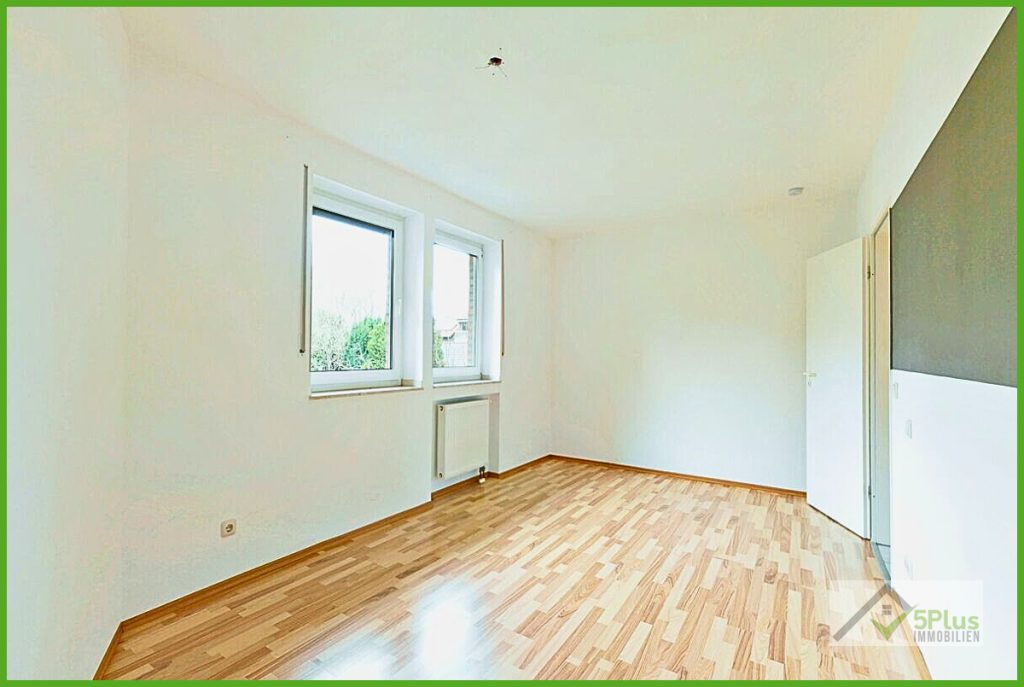 Immobilienangebot - Inden - Alle - + 5PLUS + LEBEN IM ZENTRUM: GEPFLEGTE 3-ZIMMER-WOHNUNG MIT BALKON IN INDEN / ALTDORF +