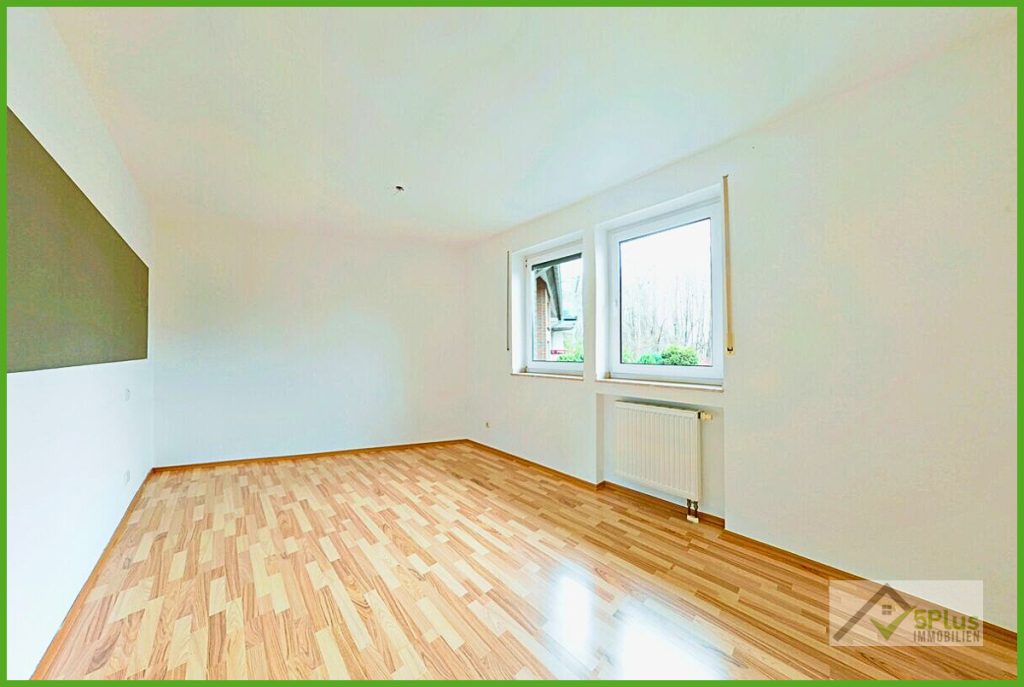 Immobilienangebot - Inden - Alle - + 5PLUS + LEBEN IM ZENTRUM: GEPFLEGTE 3-ZIMMER-WOHNUNG MIT BALKON IN INDEN / ALTDORF +