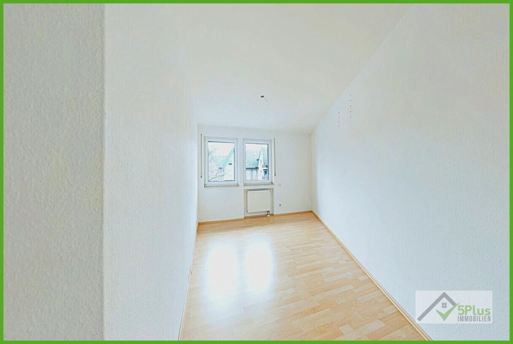 Immobilienangebot - Inden - Alle - + 5PLUS + LEBEN IM ZENTRUM: GEPFLEGTE 3-ZIMMER-WOHNUNG MIT BALKON IN INDEN / ALTDORF +
