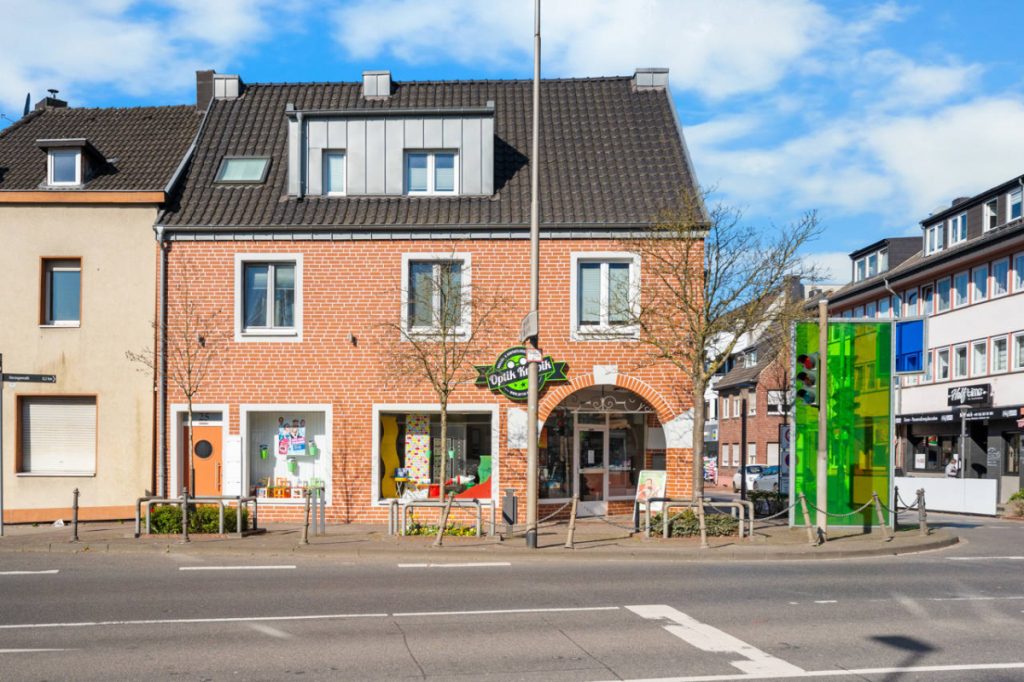 Immobilienangebot - Herzogenrath - Alle - *** WEDOW *** Kernsaniertes Wohn- und Geschäftshaus im Zentrum!
