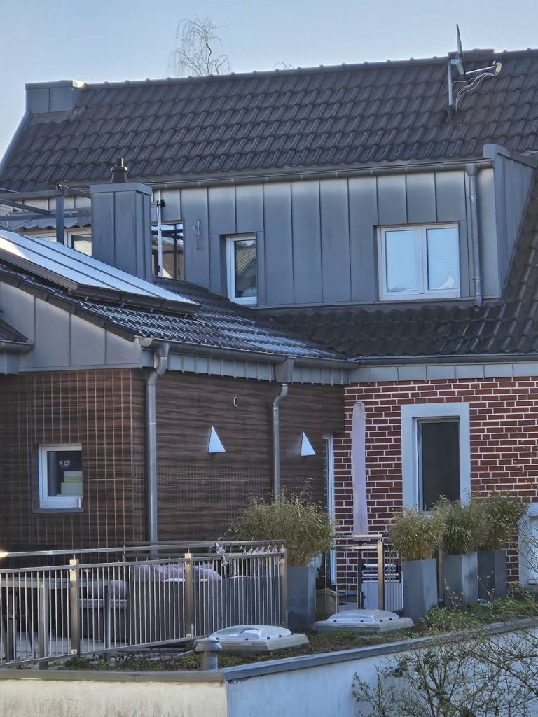 Immobilienangebot - Herzogenrath - Alle - *** WEDOW *** Kernsaniertes Wohn- und Geschäftshaus im Zentrum!