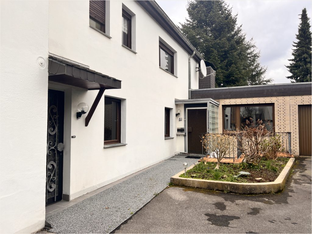 Immobilienangebot - Aachen - Alle - Schönes Mehrfamilienhaus in ruhiger Lage mit Blick ins Grüne