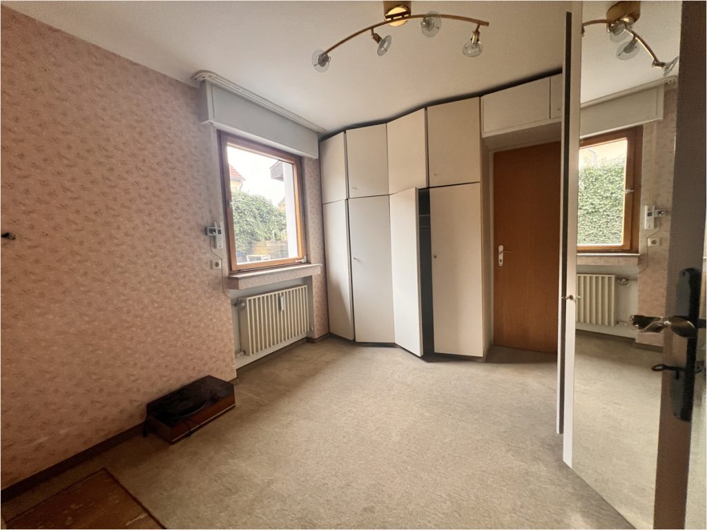 Immobilienangebot - Aachen - Alle - Schönes Mehrfamilienhaus in ruhiger Lage mit Blick ins Grüne