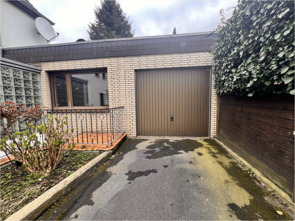 Immobilienangebot - Aachen - Alle - Schönes Mehrfamilienhaus in ruhiger Lage mit Blick ins Grüne