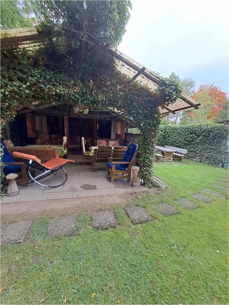 Immobilienangebot - Aachen - Alle - Schönes Mehrfamilienhaus in ruhiger Lage mit Blick ins Grüne