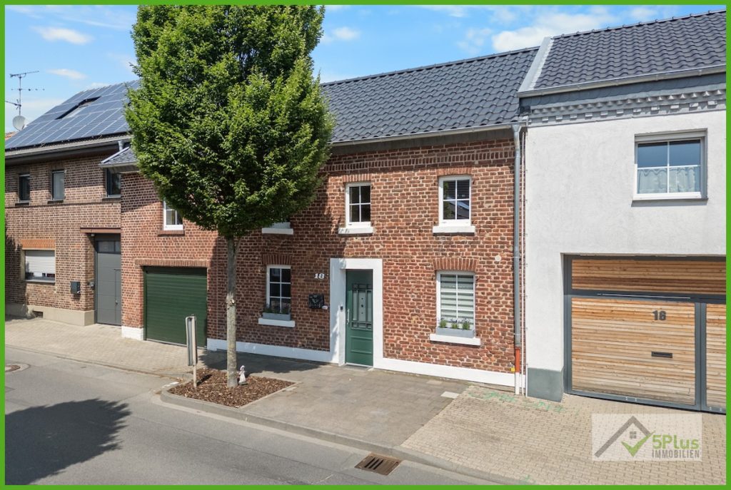 Immobilienangebot - Niederzier - Alle - + 5PLUS + CHARME TRIFFT KOMFORT: BEHAGLICHES BAUERNHAUS IN TOP ZUSTAND + GUTE LAGE VON NIEDERZIER +