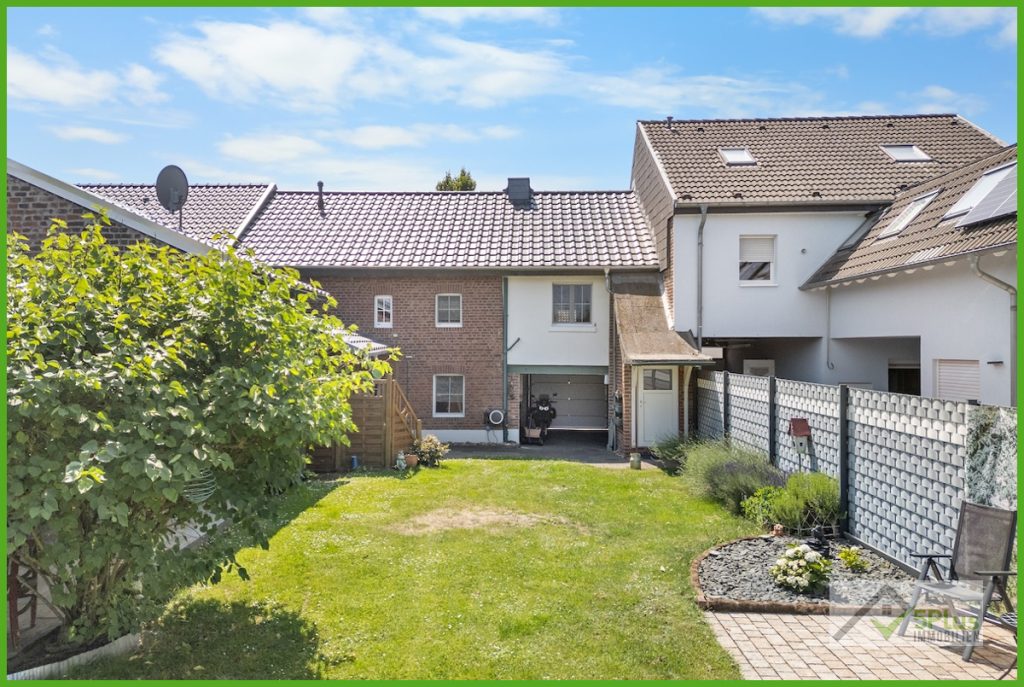 Immobilienangebot - Niederzier - Alle - + 5PLUS + CHARME TRIFFT KOMFORT: BEHAGLICHES BAUERNHAUS IN TOP ZUSTAND + GUTE LAGE VON NIEDERZIER +