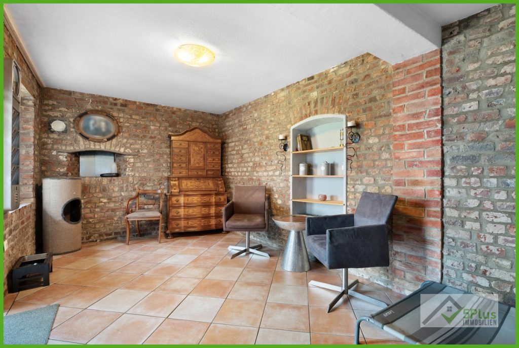 Immobilienangebot - Niederzier - Alle - + 5PLUS + CHARME TRIFFT KOMFORT: BEHAGLICHES BAUERNHAUS IN TOP ZUSTAND + GUTE LAGE VON NIEDERZIER +