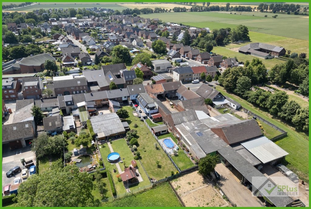 Immobilienangebot - Niederzier - Alle - + 5PLUS + CHARME TRIFFT KOMFORT: BEHAGLICHES BAUERNHAUS IN TOP ZUSTAND + GUTE LAGE VON NIEDERZIER +