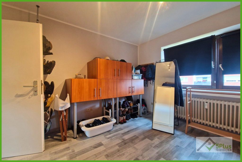 Immobilienangebot - Jülich - Alle - + 5PLUS + ANLEGER AUFGEPASST: GUT VERMIETETE 3-ZIMMER WOHNUNG IN RUHIGER LAGE VON JÜLICH +