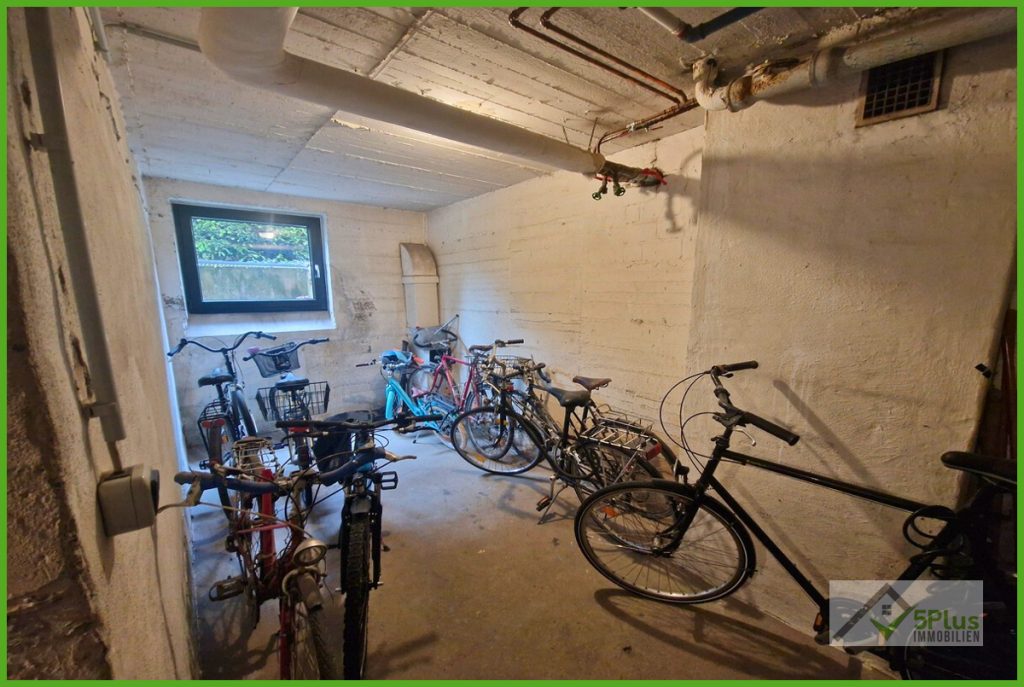 Immobilienangebot - Jülich - Alle - + 5PLUS + ANLEGER AUFGEPASST: GUT VERMIETETE 3-ZIMMER WOHNUNG IN RUHIGER LAGE VON JÜLICH +