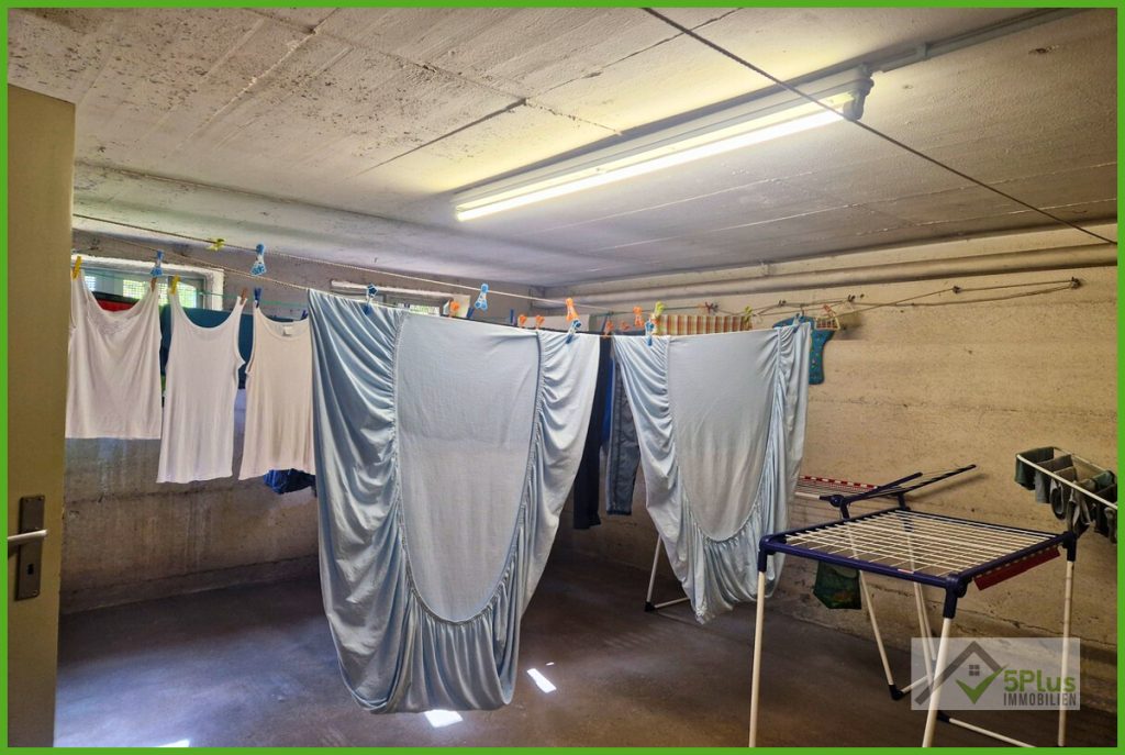Immobilienangebot - Jülich - Alle - + 5PLUS + ANLEGER AUFGEPASST: GUT VERMIETETE 3-ZIMMER WOHNUNG IN RUHIGER LAGE VON JÜLICH +