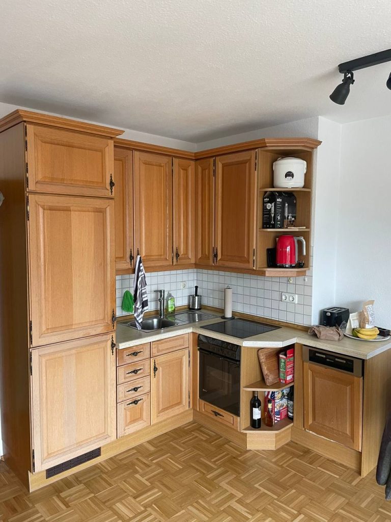 Immobilienangebot - Aachen - Alle - Gemütliche Dachgeschosswohnung mit Balkon und Carport Stellplatz