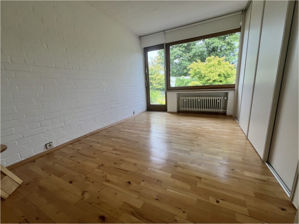 Immobilienangebot - Roetgen - Alle - freistehender Bungalow mit zusätzlichem Baugrundstück