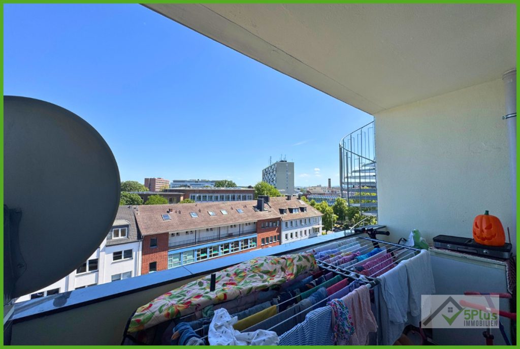 Immobilienangebot - Düren - Alle - + 5PLUS + GUT VERMIETETE 3-ZIMMER WOHNUNG MIT LOGGIA IN ZENTRALER LAGE VON DÜREN +