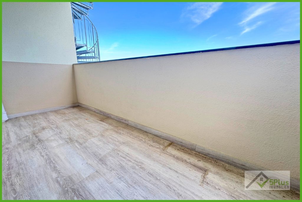 Immobilienangebot - Düren - Alle - + 5PLUS + FÜR ANLEGER: SICHER VERMIETETE 3-ZIMMER WOHNUNG MIT LOGGIA & TG-STELLPLATZ IN DÜREN CITY +