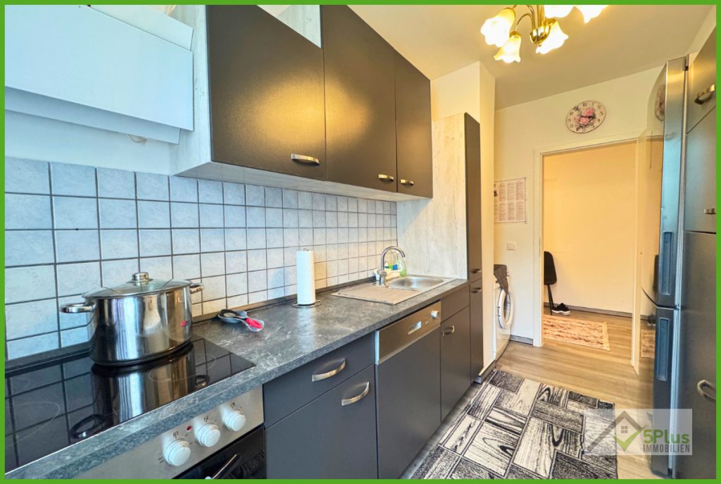 Immobilienangebot - Düren - Alle - + 5PLUS + KÄUFERPROVISIONSFREI + RENOVIERTE 3-ZIMMER-WHG MIT LOGGIA & TG-STELLPLATZ IN DÜREN-CITY +
