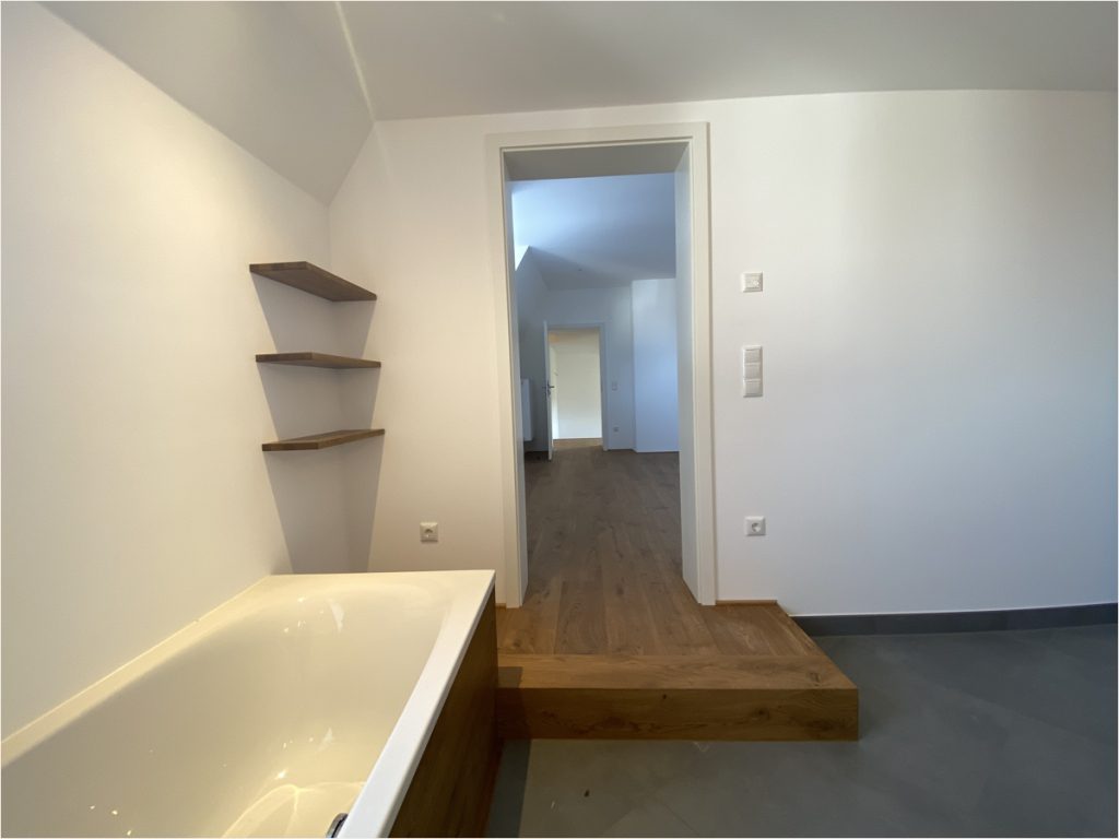 Immobilienangebot - Aachen - Alle - Außergewöhnliches Wohnhaus mit Geschichte zur Miete
