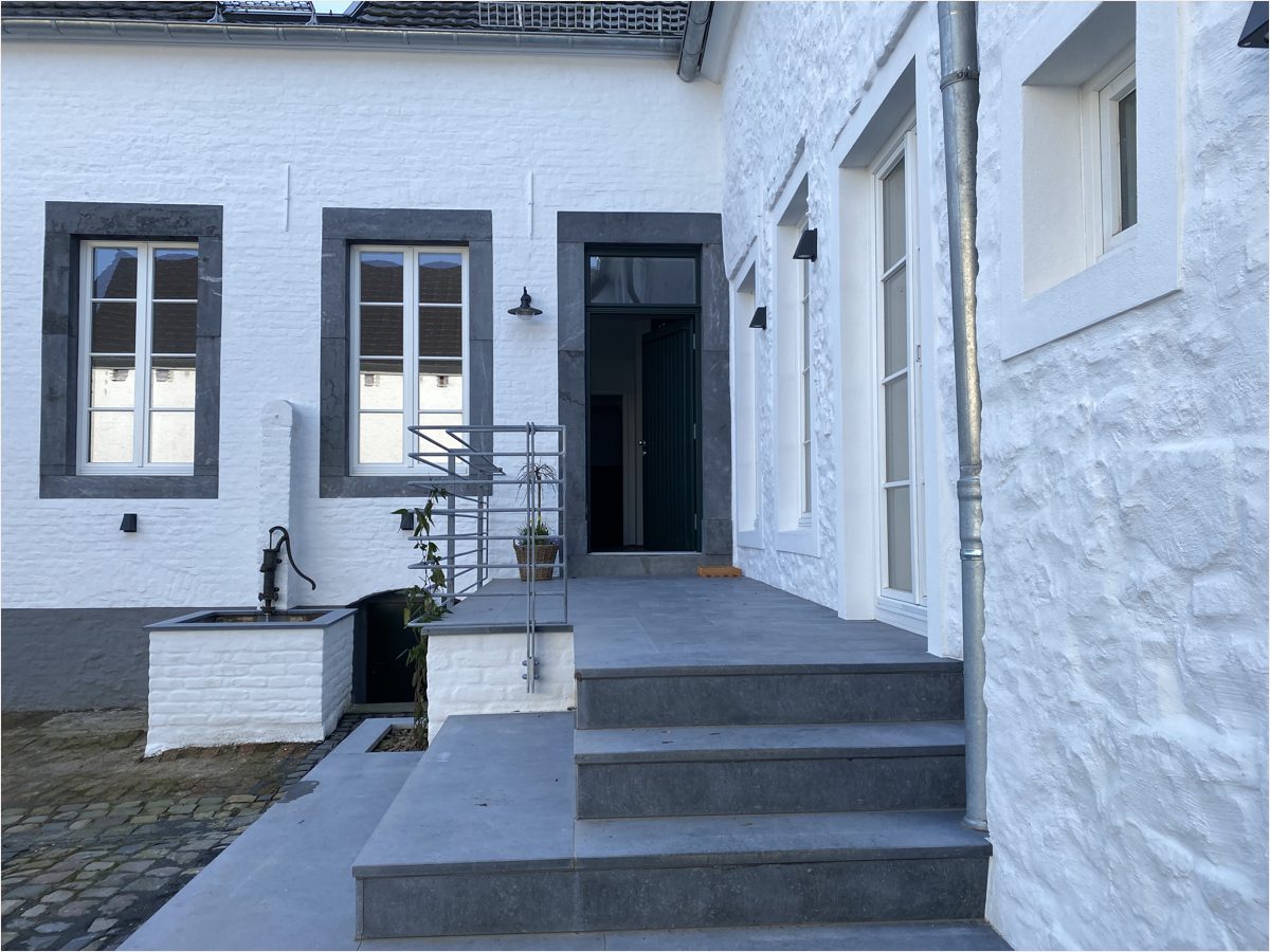 Immobilienangebot - Aachen - Alle - Außergewöhnliches Wohnhaus mit Geschichte zur Miete