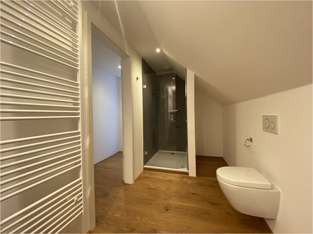 Immobilienangebot - Aachen - Alle - Außergewöhnliches Wohnhaus mit Geschichte zur Miete