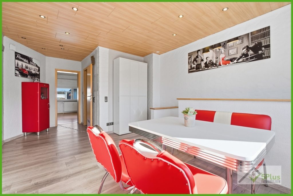 Immobilienangebot - Düren / Lendersdorf - Alle - + 5PLUS + ANLAGECHANCE ODER EIGENNUTZUNG: TOP-GEPFLEGTE MAISONETTEWOHNUNG IN DÜREN / LENDERSODRF +