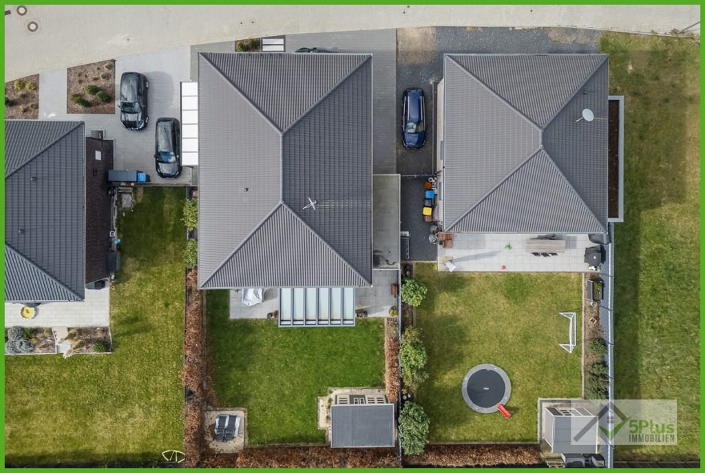 Immobilienangebot - Titz - Alle - + 5PLUS + ZWEI GENERATIONEN EIN TRAUM: MODERNES KFW 55 ZWEIFAMILIENHAUS IM NEUBAUGEBIET VON TITZ +++
