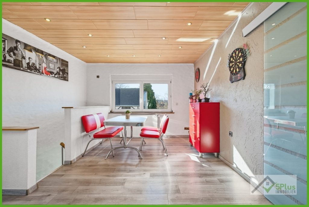 Immobilienangebot - Düren / Lendersdorf - Alle - + 5PLUS + RENDITECHANCE: TOP-GEPFLEGTE MAISONETTEWOHNUNG IN DÜREN / LENDERSODRF +