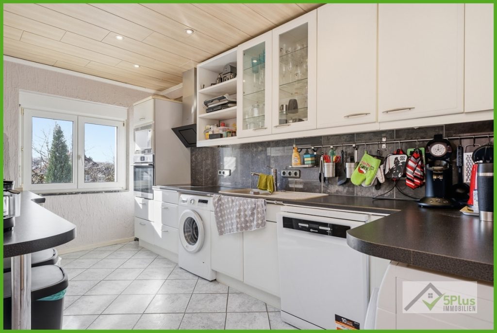 Immobilienangebot - Düren / Lendersdorf - Alle - + 5PLUS + RENDITECHANCE: TOP-GEPFLEGTE MAISONETTEWOHNUNG IN DÜREN / LENDERSODRF +