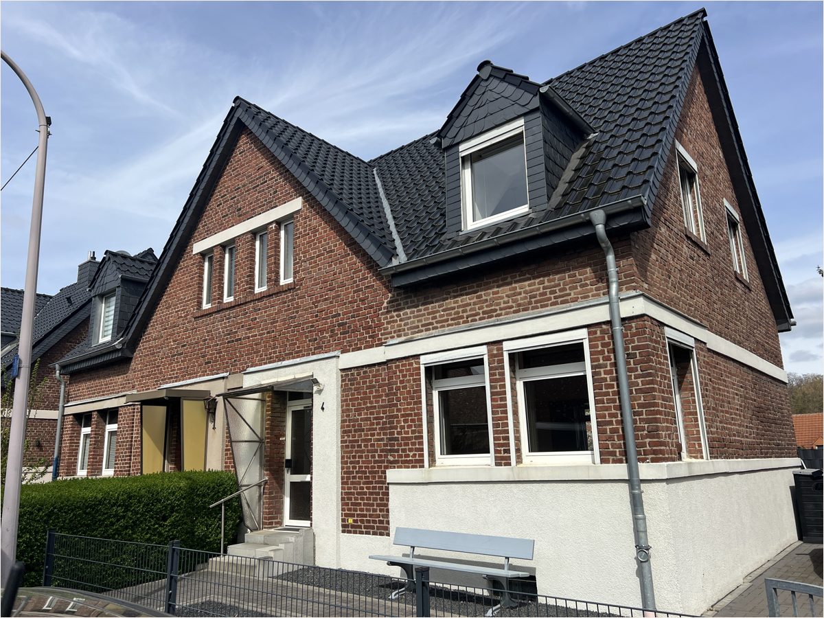 Immobilienangebot - Alsdorf - Alle - Charmantes Einfamilienhaus mit Gestaltungspotenzial in Alsdorf