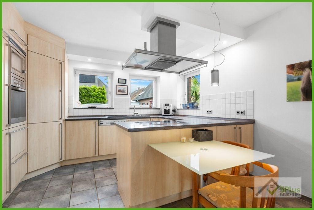 Immobilienangebot - Inden - Alle - + 5PLUS + RAUM, RUHE, LEBENSQUALITÄT: EXKLUSIVES EINFAMILIENHAUS AUF CA. 201M² IN INDEN / ALTDORF +