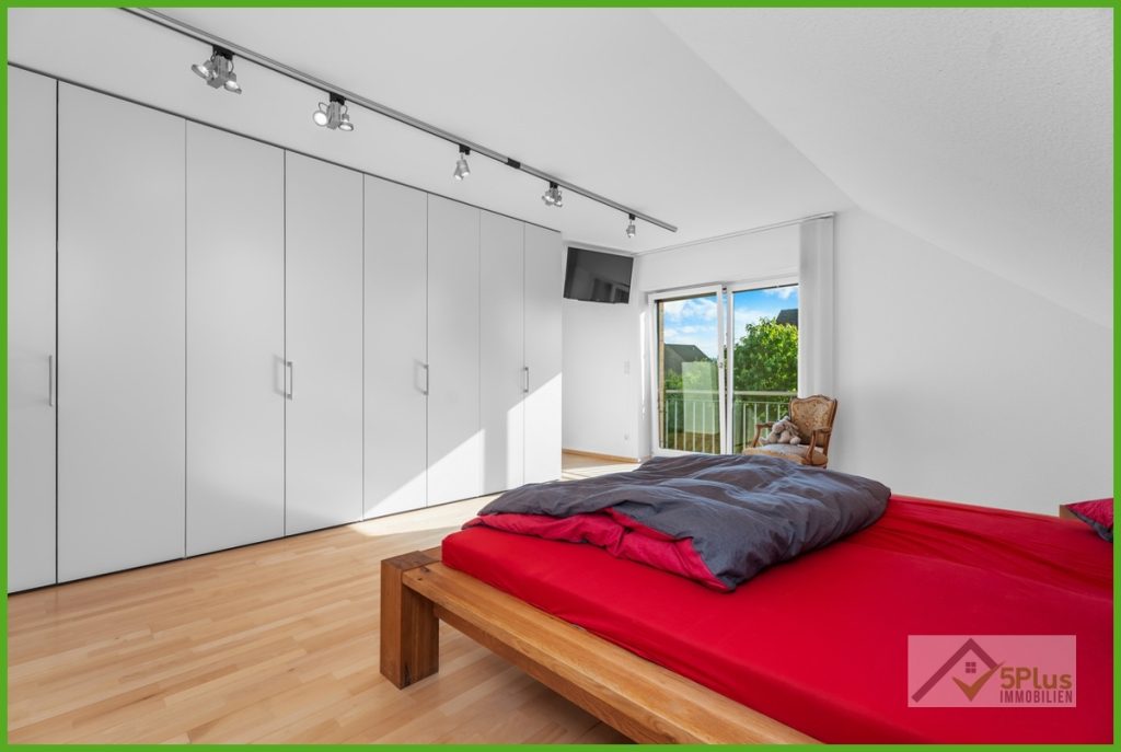 Immobilienangebot - Inden - Alle - + 5PLUS + RAUM, RUHE, LEBENSQUALITÄT: EXKLUSIVES EINFAMILIENHAUS AUF CA. 201M² IN INDEN / ALTDORF +